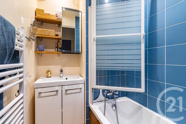 Appartement F3 à vendre - 3 pièces - 55,80 m2 - Paris - 75017 - ILE-DE-FRANCE