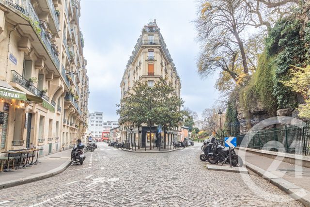 Appartement F2 &agrave; vendre - 2 pi&egrave;ces - 23,95 m2 - Paris - 75018 - ILE-DE-FRANCE