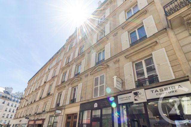 Appartement F2 &agrave; vendre - 2 pi&egrave;ces - 54,15 m2 - Paris - 75008 - ILE-DE-FRANCE