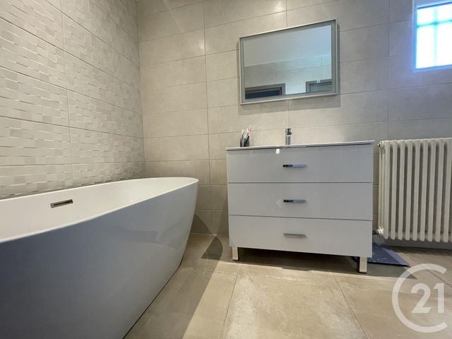 Maison à vendre - 8 pièces - 251,79 m2 - Ales - 30 - LANGUEDOC-ROUSSILLON