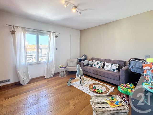 Appartement Duplex &agrave; vendre - 7 pi&egrave;ces - 211,88 m2 - Ales - 30 - LANGUEDOC-ROUSSILLON