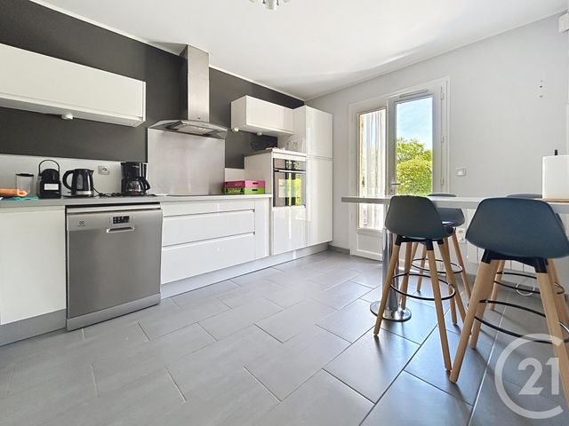 Maison à vendre - 4 pièces - 108 m2 - St Christol Les Ales - 30 - LANGUEDOC-ROUSSILLON