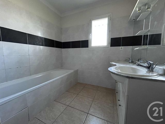 Maison à vendre - 4 pièces - 104 m2 - St Christol Les Ales - 30 - LANGUEDOC-ROUSSILLON