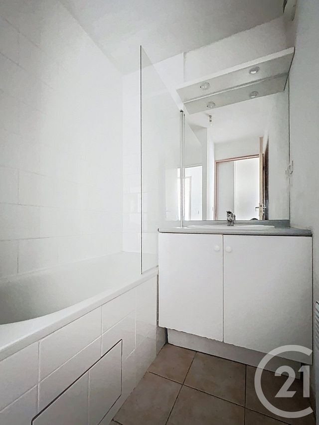 Appartement F2 à vendre - 2 pièces - 39 m2 - Ales - 30 - LANGUEDOC-ROUSSILLON