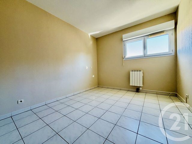 Appartement F3 à vendre - 3 pièces - 74,12 m2 - Ales - 30 - LANGUEDOC-ROUSSILLON
