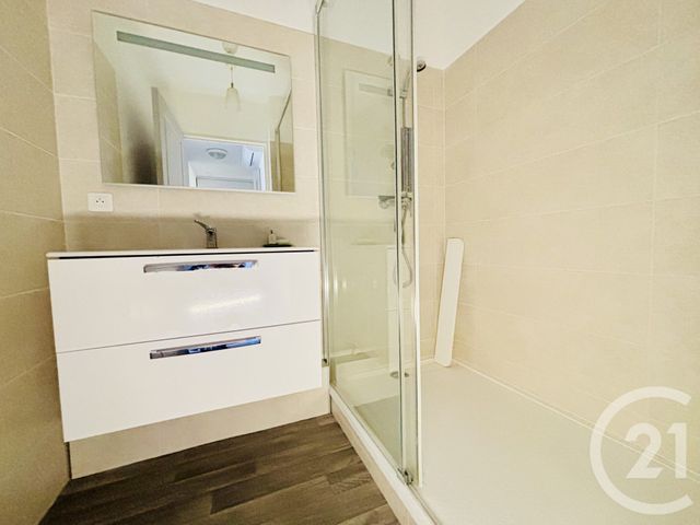 Appartement F3 à vendre - 3 pièces - 74,12 m2 - Ales - 30 - LANGUEDOC-ROUSSILLON