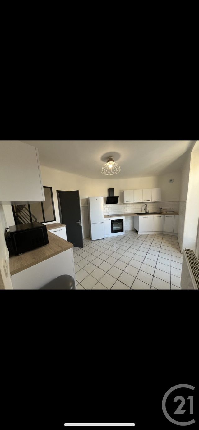 Appartement F3 bis à louer - 3 pièces - 80 m2 - Ales - 30 - LANGUEDOC-ROUSSILLON