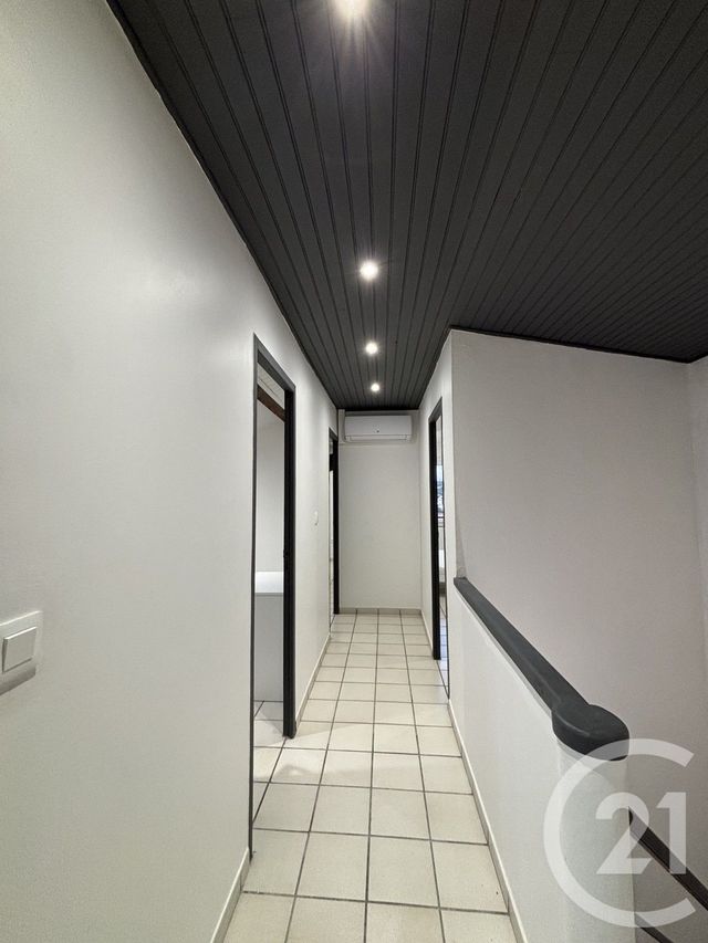 Appartement F3 bis à louer - 3 pièces - 80 m2 - Ales - 30 - LANGUEDOC-ROUSSILLON