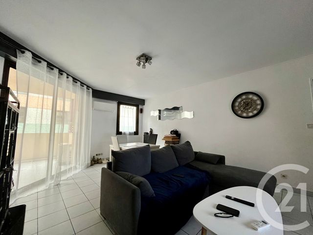 Appartement T3 &agrave; louer - 3 pi&egrave;ces - 65 m2 - Ales - 30 - LANGUEDOC-ROUSSILLON