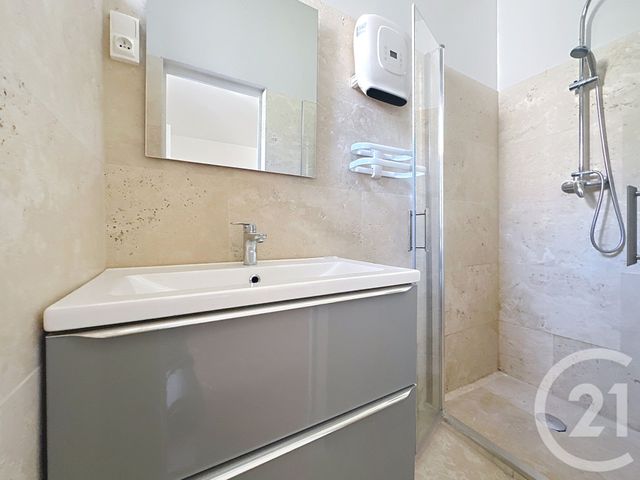 Appartement T3 à vendre - 3 pièces - 55,10 m2 - Ales - 30 - LANGUEDOC-ROUSSILLON