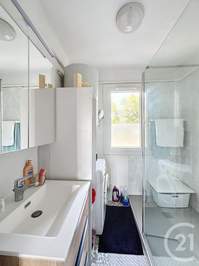 Appartement T4 à vendre - 4 pièces - 66,64 m2 - Ales - 30 - LANGUEDOC-ROUSSILLON