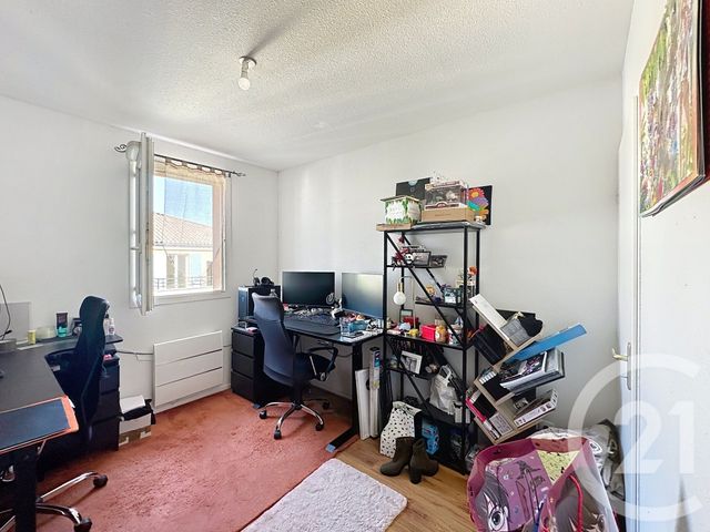 Appartement T3 à vendre - 3 pièces - 63,90 m2 - St Christol Les Ales - 30 - LANGUEDOC-ROUSSILLON