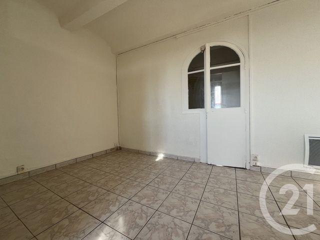 Appartement F1 bis &agrave; louer - 2 pi&egrave;ces - 31,73 m2 - Ales - 30 - LANGUEDOC-ROUSSILLON