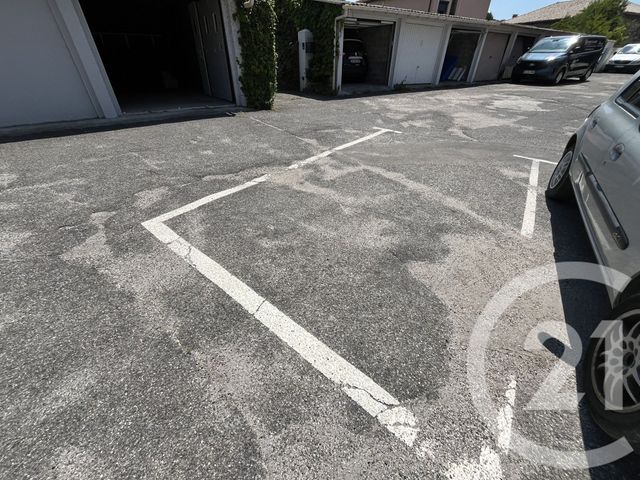 Local commercial à louer - 77.0 m2 - 30 - Gard