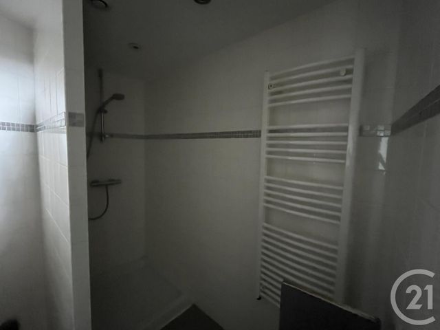 Appartement F3 à louer - 3 pièces - 64 m2 - Brouzet Les Ales - 30 - LANGUEDOC-ROUSSILLON