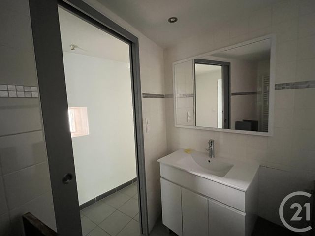 Appartement F3 à louer - 3 pièces - 64 m2 - Brouzet Les Ales - 30 - LANGUEDOC-ROUSSILLON