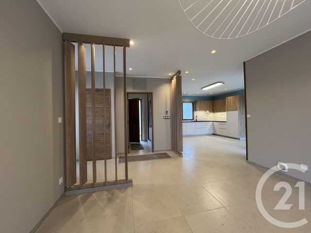 Maison &agrave; louer - 4 pi&egrave;ces - 130 m2 - Cassagnoles - 30 - LANGUEDOC-ROUSSILLON