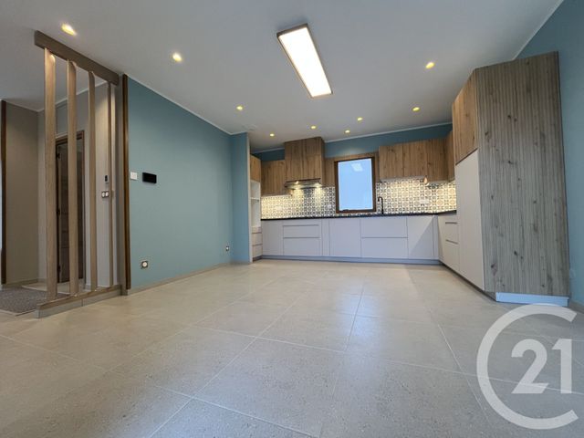 Maison &agrave; louer - 4 pi&egrave;ces - 130 m2 - Cassagnoles - 30 - LANGUEDOC-ROUSSILLON