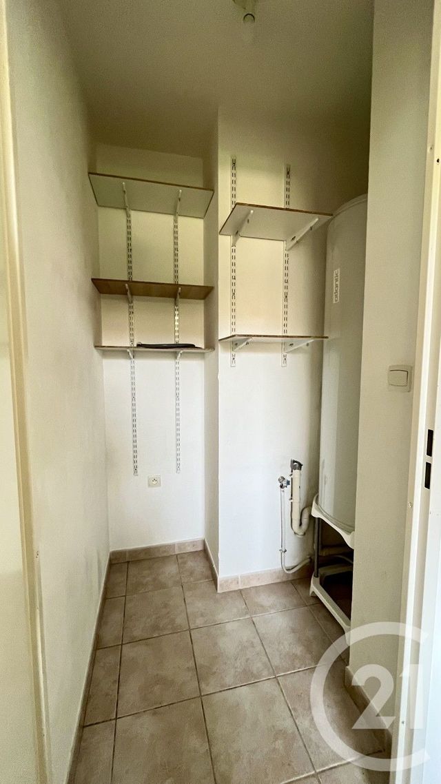 Appartement F2 bis &agrave; louer - 3 pi&egrave;ces - 52 m2 - Ales - 30 - LANGUEDOC-ROUSSILLON