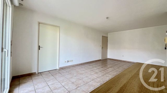 Appartement F2 bis &agrave; louer - 3 pi&egrave;ces - 52 m2 - Ales - 30 - LANGUEDOC-ROUSSILLON
