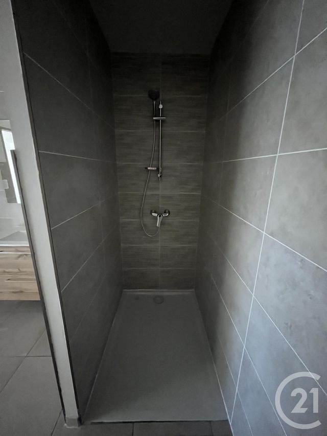 Maison à louer - 4 pièces - 101,20 m2 - Ales - 30 - LANGUEDOC-ROUSSILLON