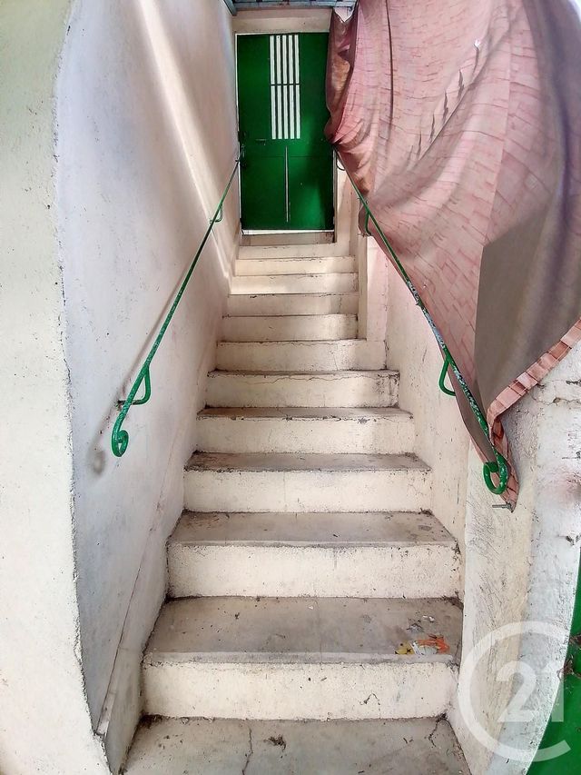 Maison à vendre - 2 pièces - 32 m2 - Ales - 30 - LANGUEDOC-ROUSSILLON