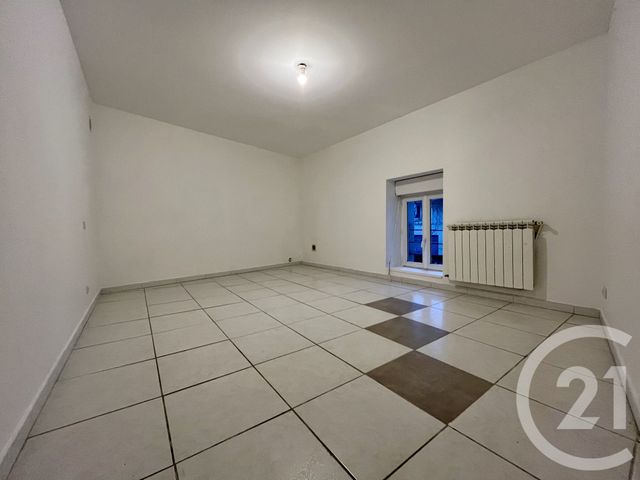 Appartement F3 &agrave; louer - 3 pi&egrave;ces - 93,98 m2 - Ales - 30 - LANGUEDOC-ROUSSILLON