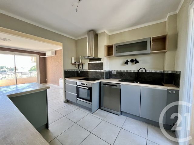 Appartement F3 &agrave; louer - 3 pi&egrave;ces - 60 m2 - Ales - 30 - LANGUEDOC-ROUSSILLON