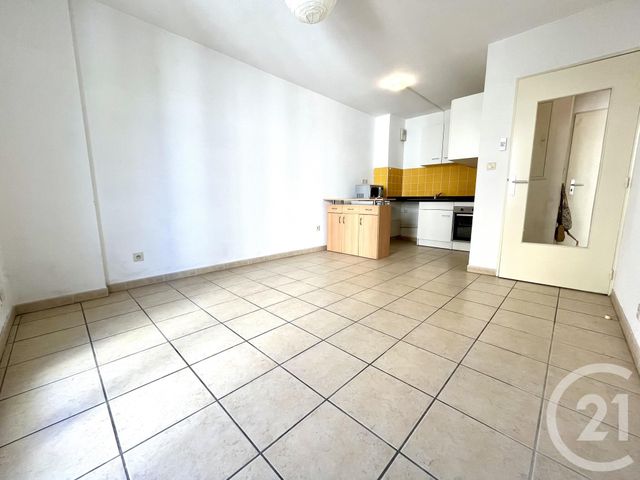 Appartement T2 à louer - 2 pièces - 33 m2 - Ales - 30 - LANGUEDOC-ROUSSILLON