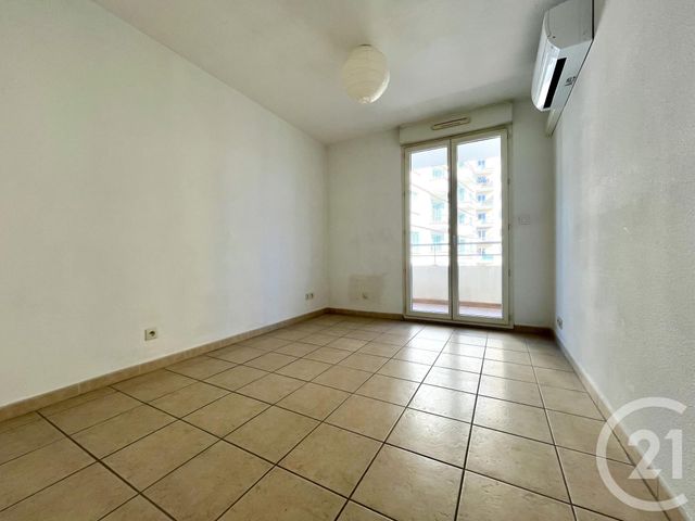Appartement T2 à louer - 2 pièces - 33 m2 - Ales - 30 - LANGUEDOC-ROUSSILLON