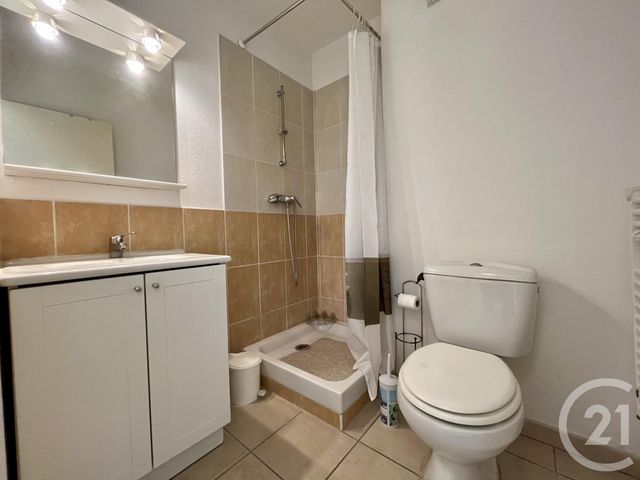 Appartement T2 à louer - 2 pièces - 33 m2 - Ales - 30 - LANGUEDOC-ROUSSILLON