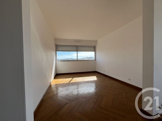 Appartement F3 &agrave; louer - 3 pi&egrave;ces - 70 m2 - Ales - 30 - LANGUEDOC-ROUSSILLON