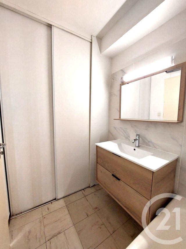 Appartement F4 à vendre - 4 pièces - 73,75 m2 - Ales - 30 - LANGUEDOC-ROUSSILLON