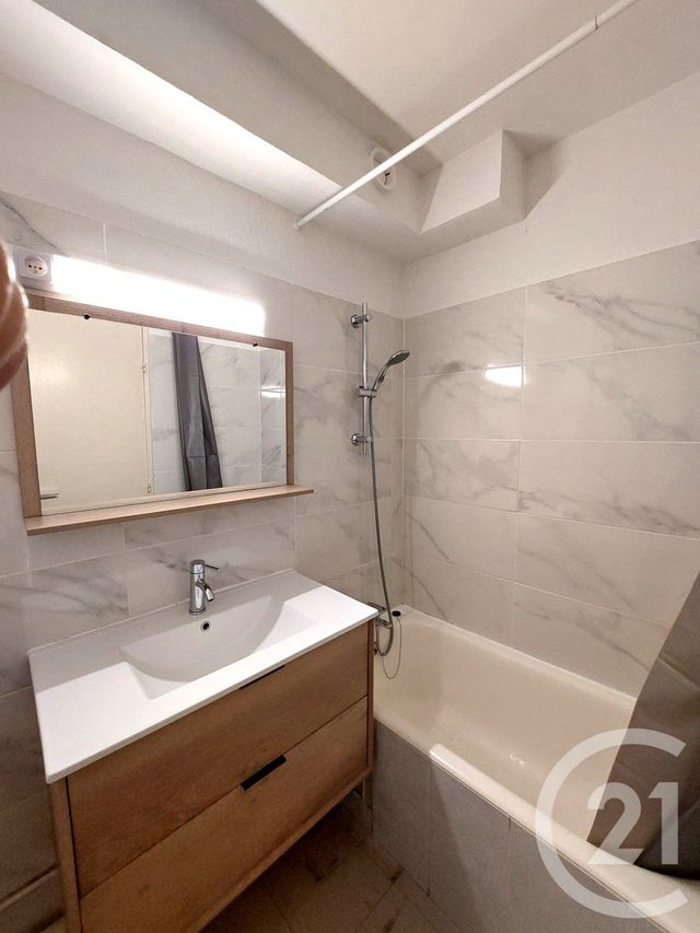 Appartement F4 à vendre - 4 pièces - 73,75 m2 - Ales - 30 - LANGUEDOC-ROUSSILLON