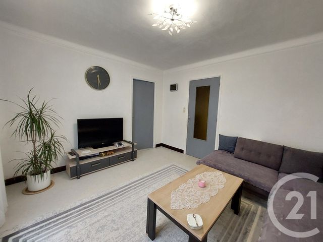 Appartement F4 à vendre - 4 pièces - 66,40 m2 - Ales - 30 - LANGUEDOC-ROUSSILLON
