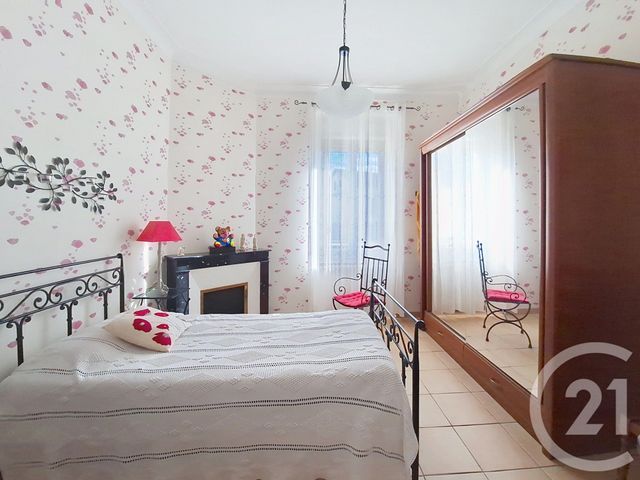Appartement F4 à vendre - 6 pièces - 134,25 m2 - Ales - 30 - LANGUEDOC-ROUSSILLON