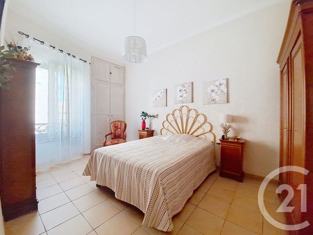 Appartement F4 à vendre - 6 pièces - 134,25 m2 - Ales - 30 - LANGUEDOC-ROUSSILLON