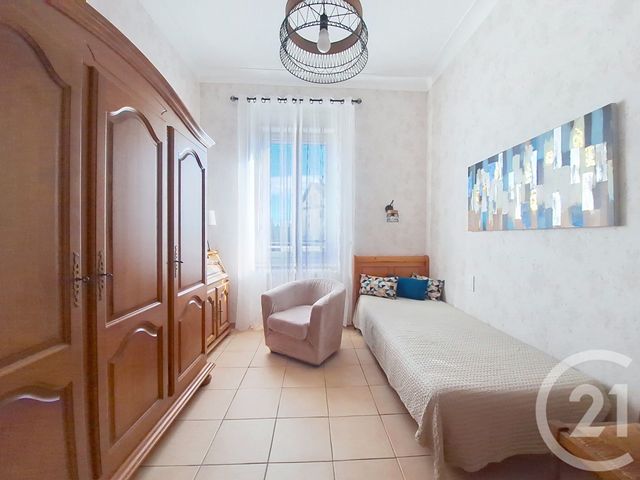 Appartement F4 à vendre - 6 pièces - 134,25 m2 - Ales - 30 - LANGUEDOC-ROUSSILLON