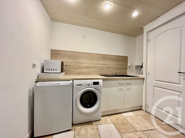 Appartement Studio &agrave; louer - 1 pi&egrave;ce - 22,15 m2 - Ales - 30 - LANGUEDOC-ROUSSILLON