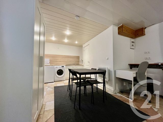 Appartement Studio &agrave; louer - 1 pi&egrave;ce - 22,15 m2 - Ales - 30 - LANGUEDOC-ROUSSILLON