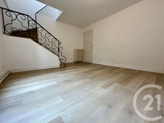 Maison &agrave; louer - 4 pi&egrave;ces - 68 m2 - Ales - 30 - LANGUEDOC-ROUSSILLON