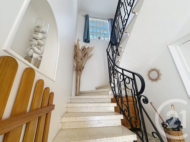 Maison à vendre - 7 pièces - 220,97 m2 - St Hilaire De Brethmas - 30 - LANGUEDOC-ROUSSILLON