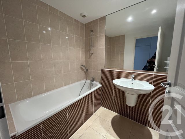 Appartement F2 à louer - 2 pièces - 43 m2 - Ales - 30 - LANGUEDOC-ROUSSILLON