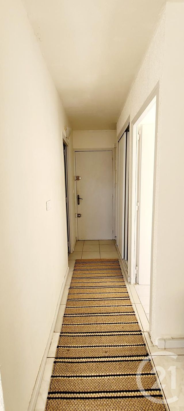 Appartement F2 &agrave; louer - 2 pi&egrave;ces - 28 m2 - Ales - 30 - LANGUEDOC-ROUSSILLON