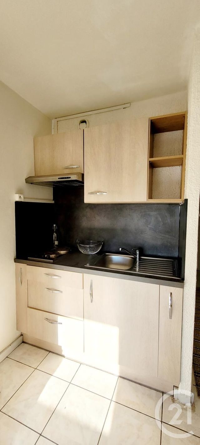 Appartement F2 &agrave; louer - 2 pi&egrave;ces - 28 m2 - Ales - 30 - LANGUEDOC-ROUSSILLON