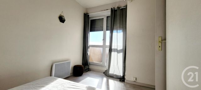 Appartement F2 &agrave; louer - 2 pi&egrave;ces - 28 m2 - Ales - 30 - LANGUEDOC-ROUSSILLON