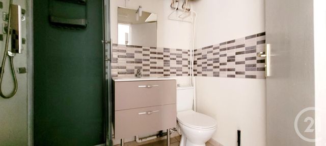 Appartement F2 &agrave; louer - 2 pi&egrave;ces - 28 m2 - Ales - 30 - LANGUEDOC-ROUSSILLON
