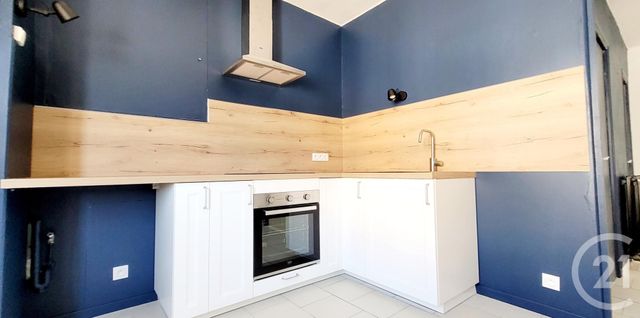 Appartement F3 &agrave; louer - 3 pi&egrave;ces - 85 m2 - Ales - 30 - LANGUEDOC-ROUSSILLON