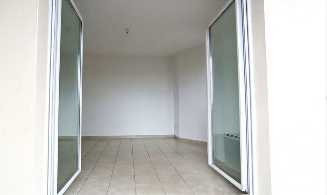 Appartement T3 &agrave; louer - 3 pi&egrave;ces - 58,09 m2 - Ales - 30 - LANGUEDOC-ROUSSILLON