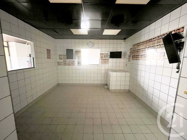 Local commercial à louer - 199.0 m2 - 30 - Gard